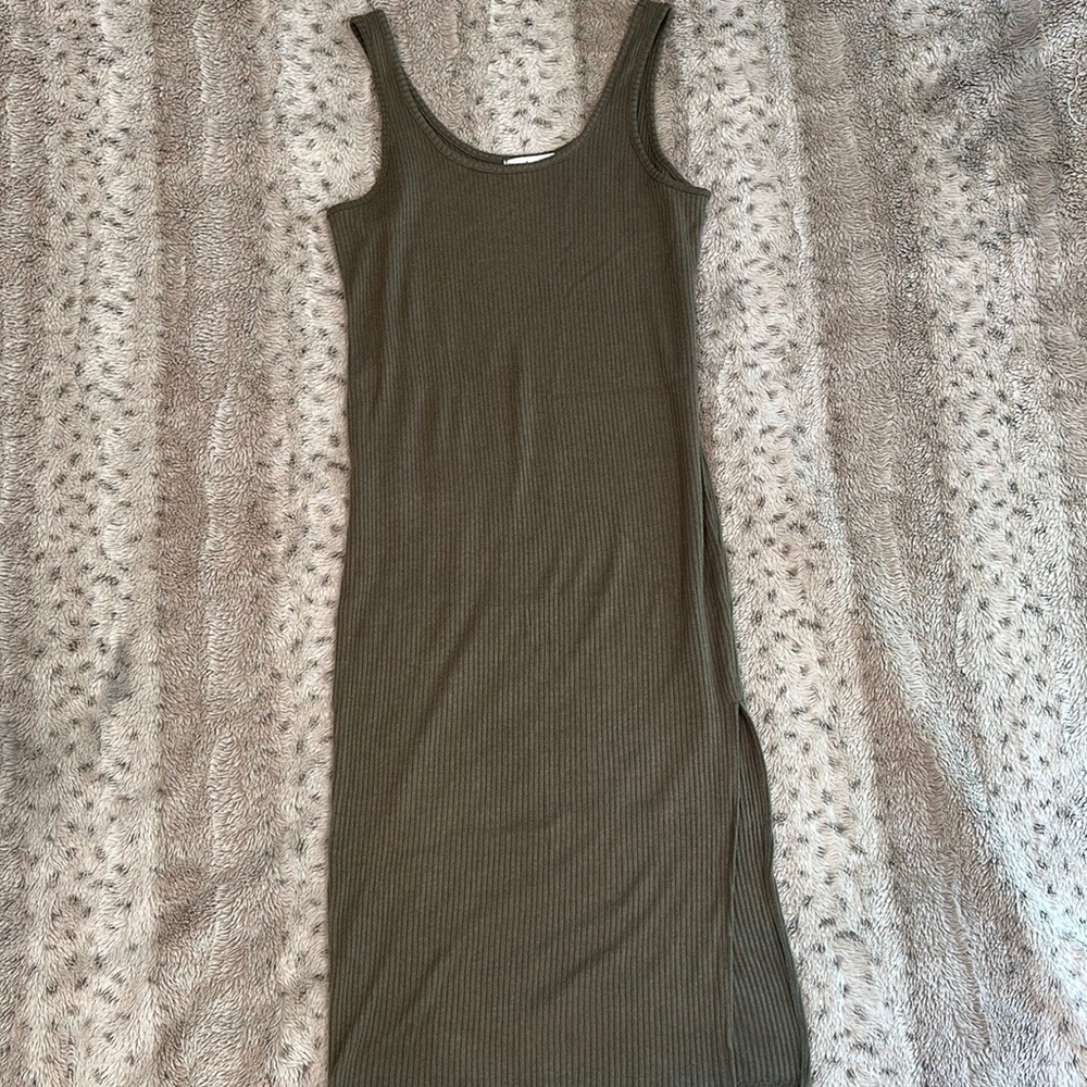 CJLA Green ribbed sweater dress